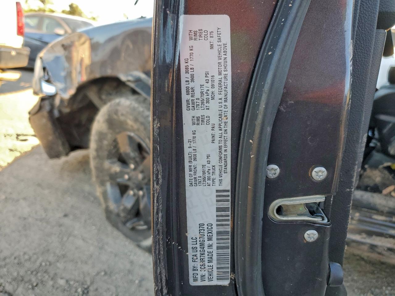 2021 RAM 1500 CLASSIC TRADESMAN photo 12
