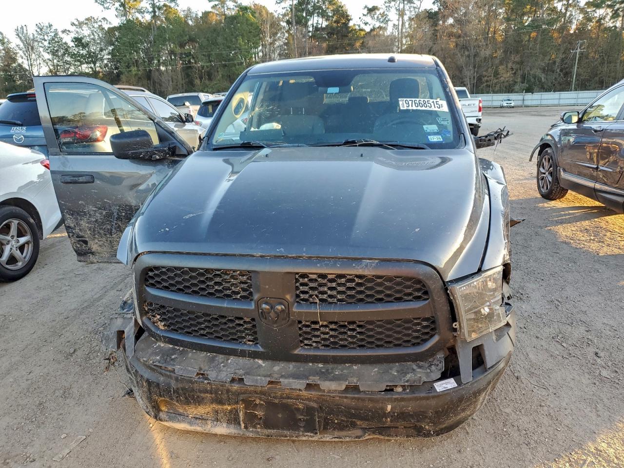 2021 RAM 1500 CLASSIC TRADESMAN photo 5