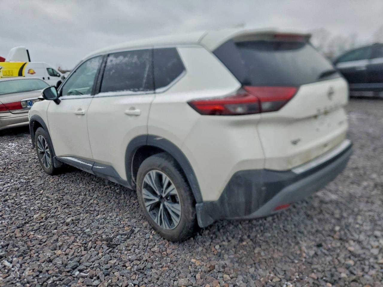 2023 NISSAN ROGUE SV photo 2