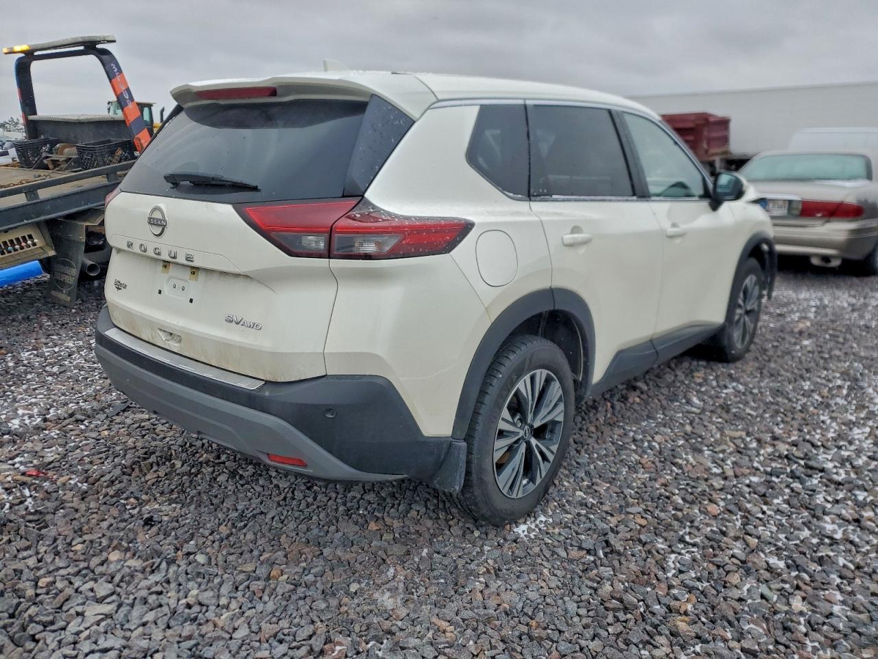2023 NISSAN ROGUE SV photo 3