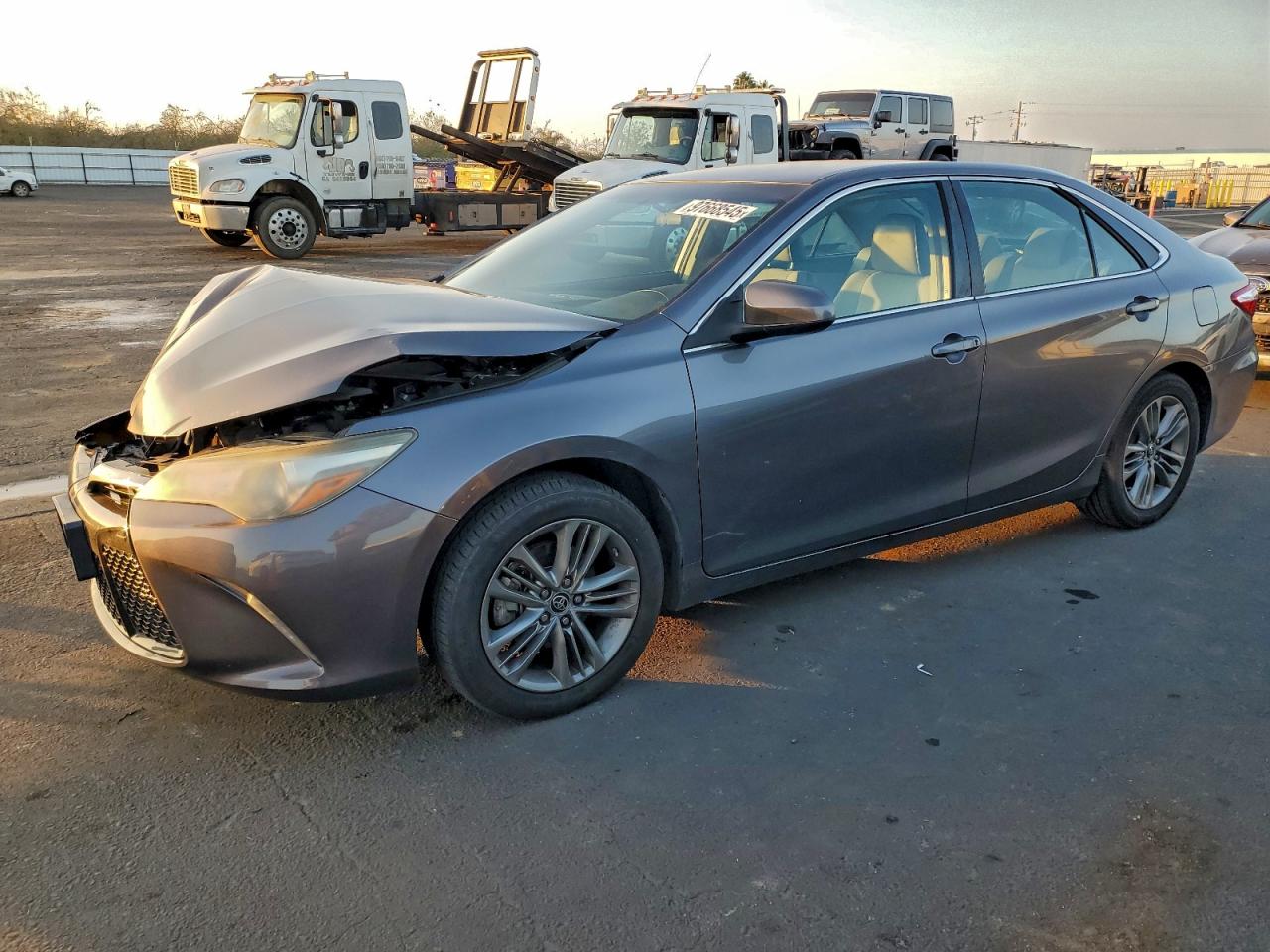2016 TOYOTA CAMRY