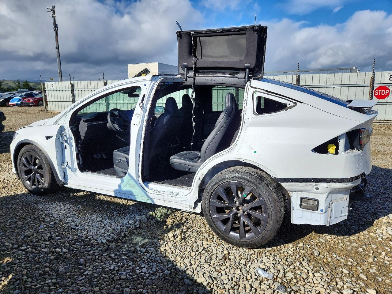 2023 TESLA MODEL X photo 2