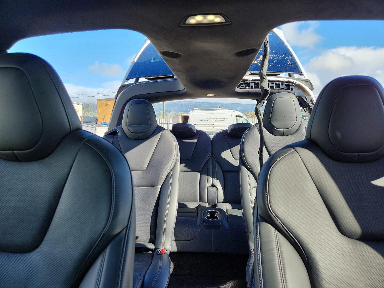 2023 TESLA MODEL X photo 10