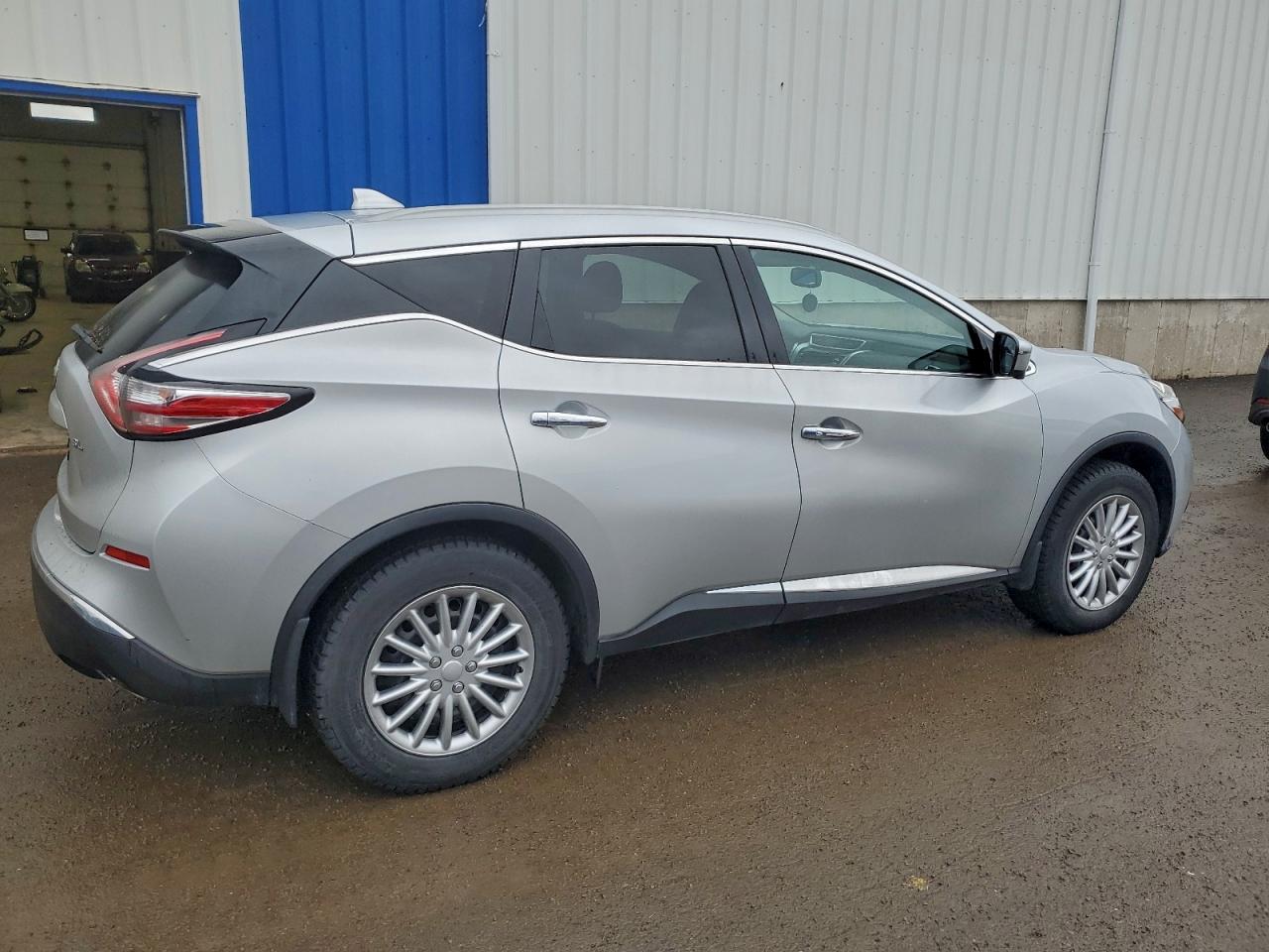 2018 NISSAN MURANO S photo 3