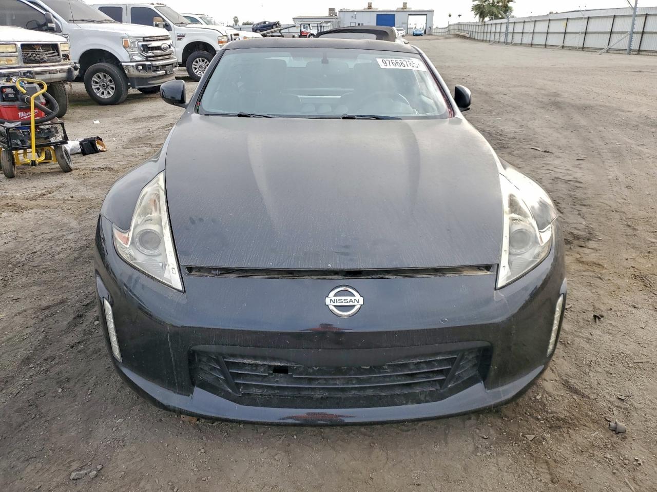 2013 NISSAN 370Z BASE photo 5