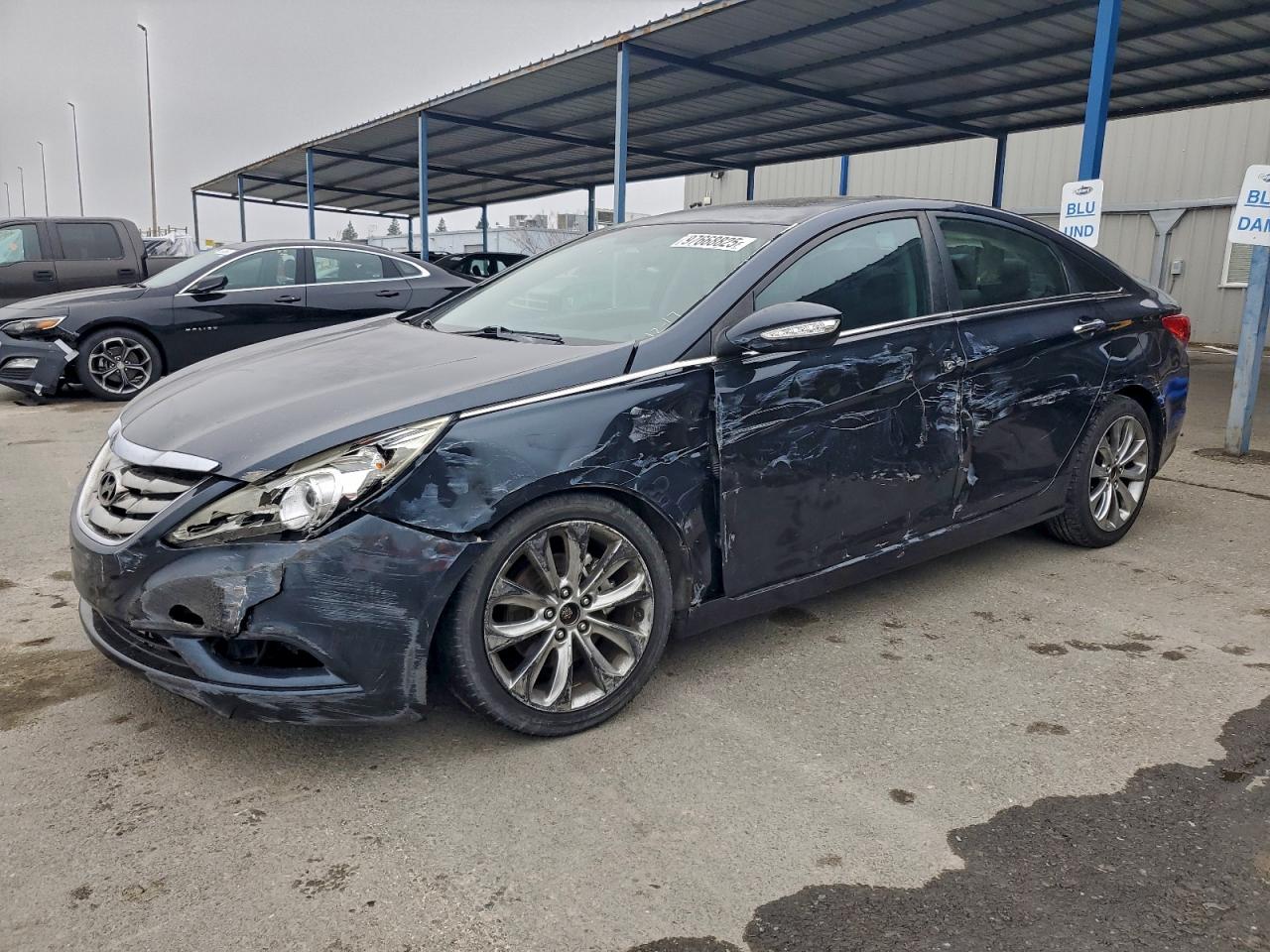 2011 HYUNDAI SONATA