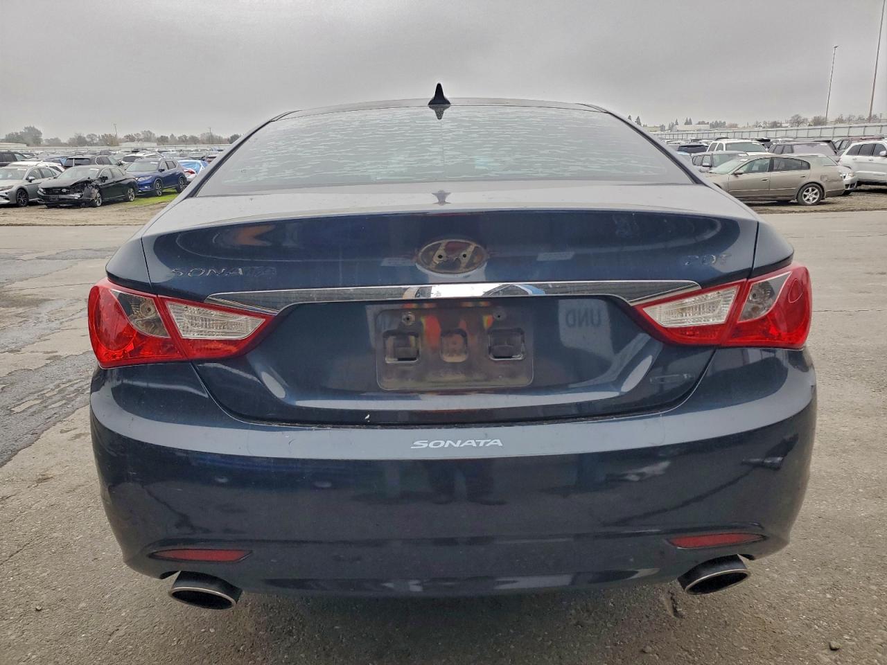 2011 HYUNDAI SONATA SE photo 6
