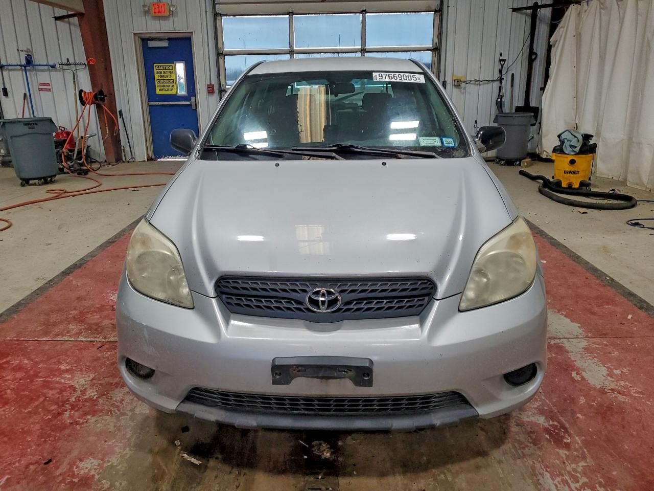 2008 TOYOTA COROLLA MATRIX XR photo 5