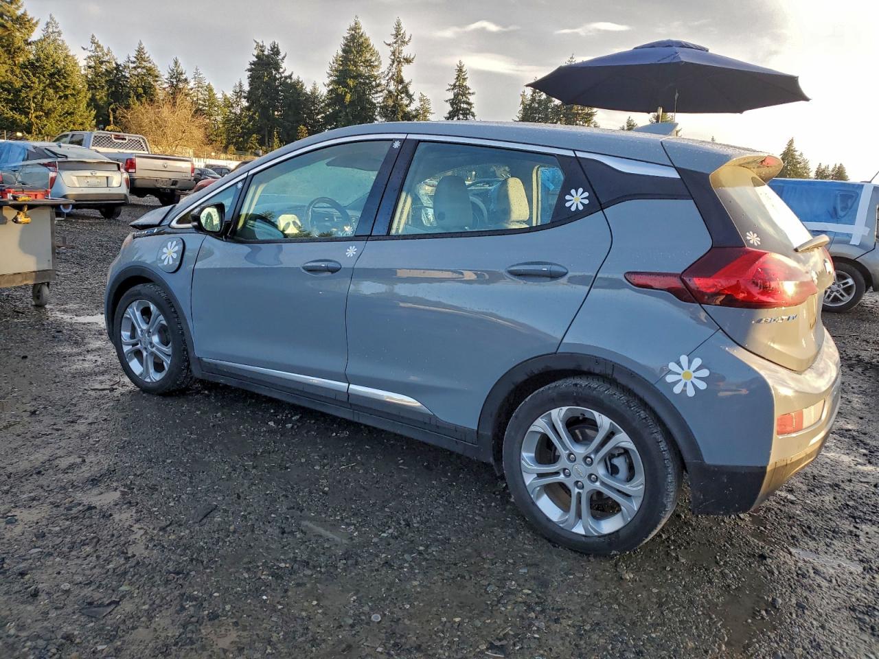 2019 CHEVROLET BOLT EV LT photo 2