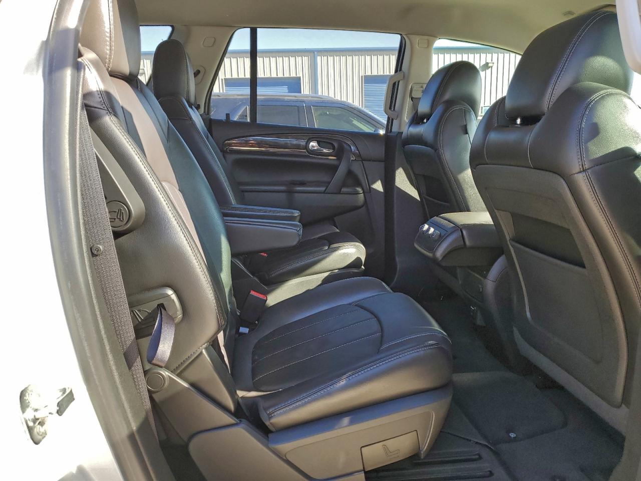2015 BUICK ENCLAVE photo 11