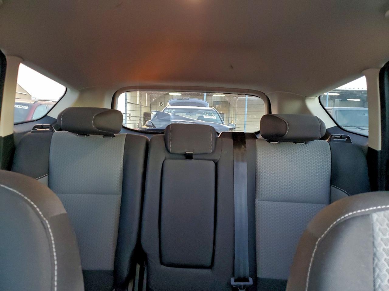 2019 FORD ESCAPE SE photo 10
