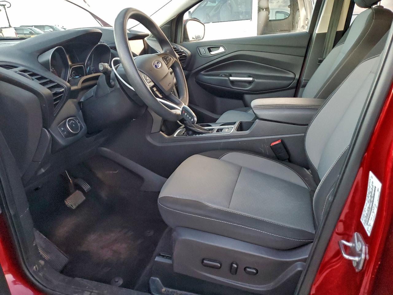 2019 FORD ESCAPE SE photo 7