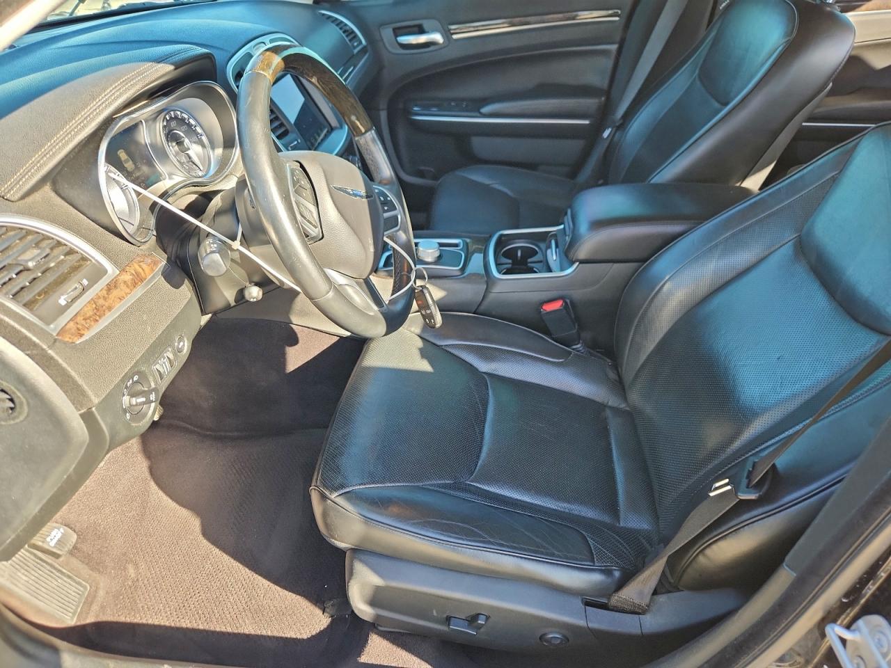 2018 CHRYSLER 300 LIMITED photo 7