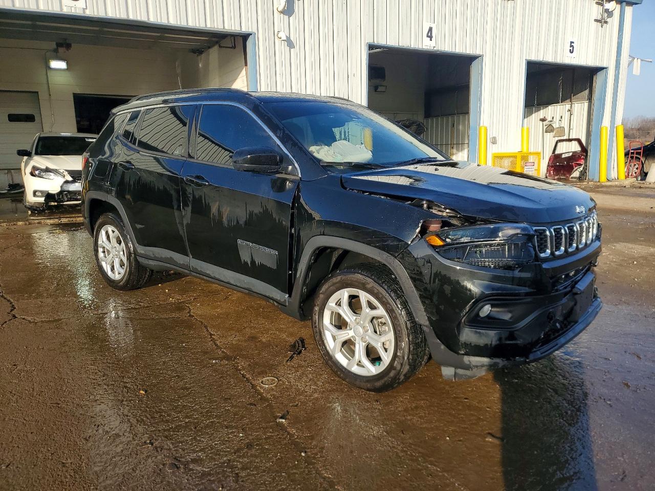 2024 JEEP COMPASS LATITUDE photo 4