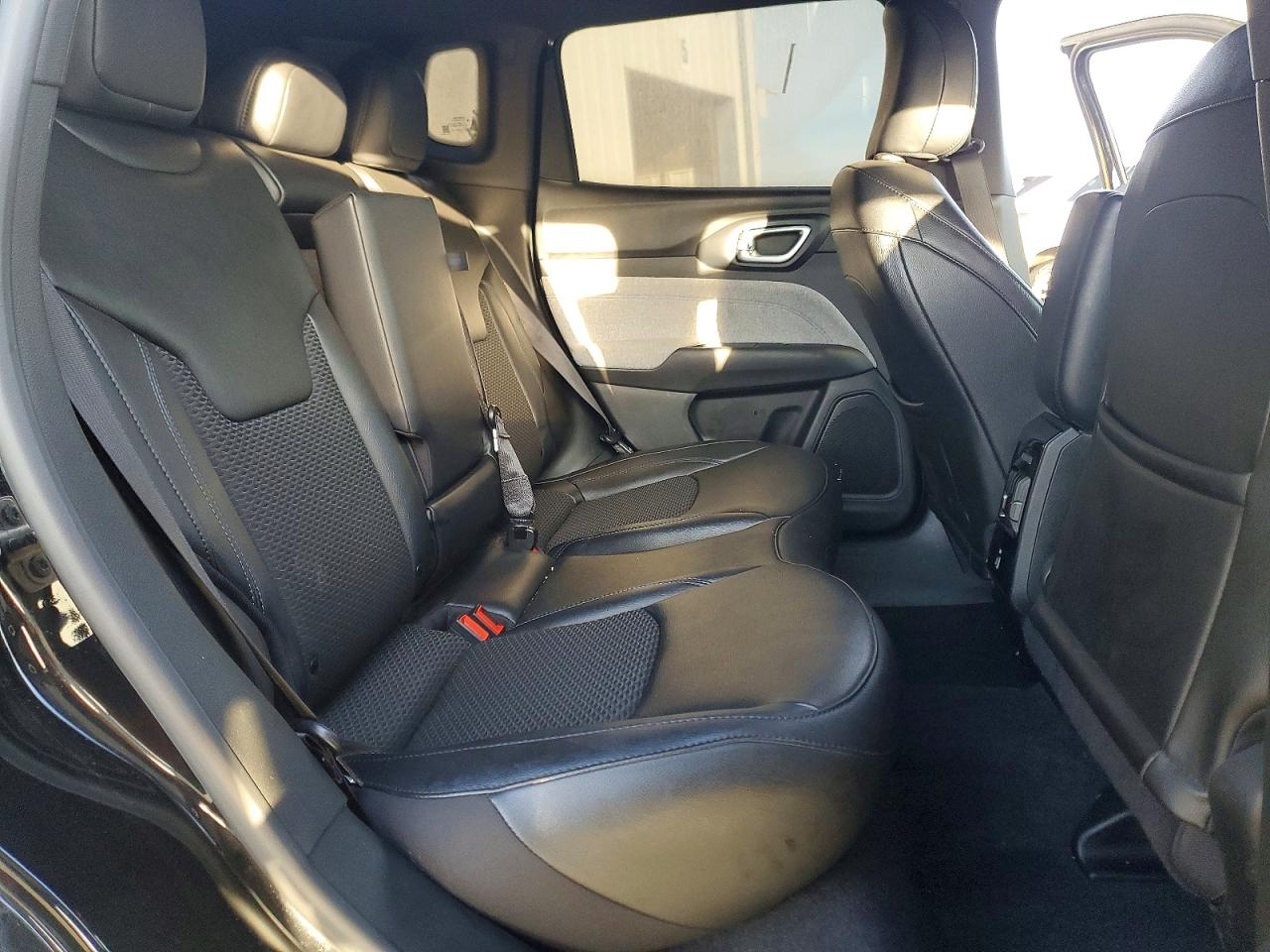 2024 JEEP COMPASS LATITUDE photo 11