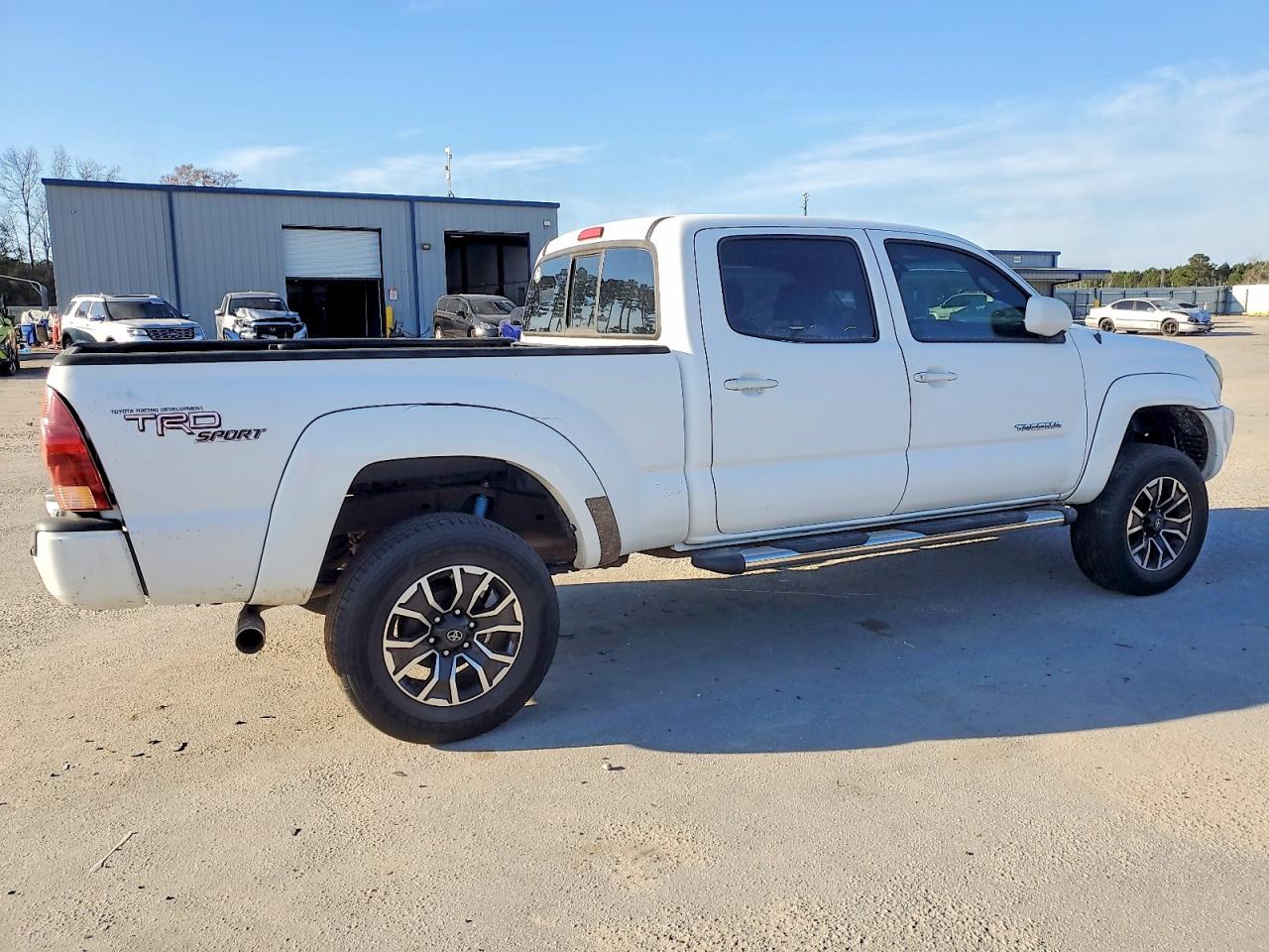 2005 TOYOTA TACOMA DOUBLE CAB PRERUNNER LONG BED photo 3