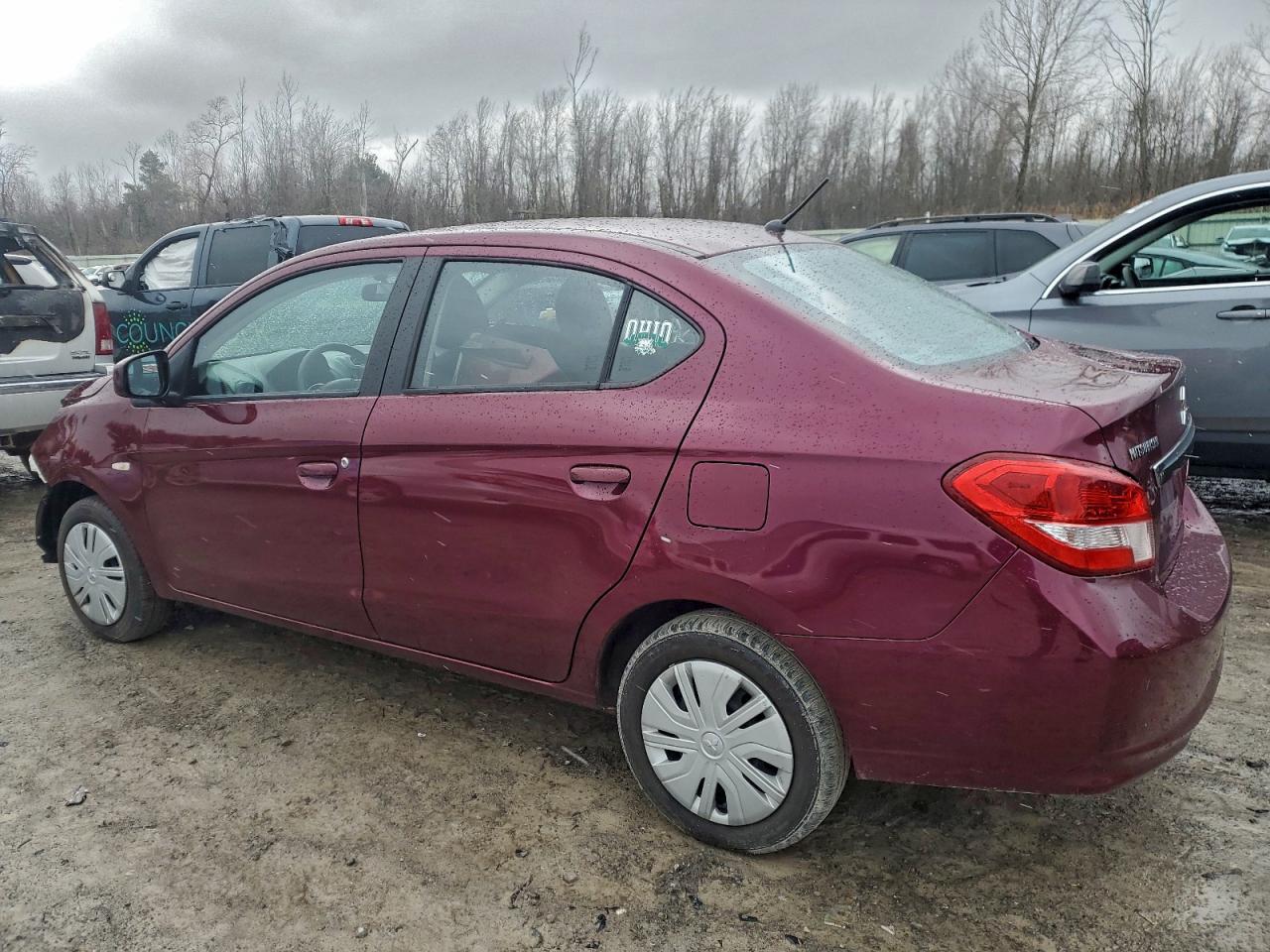 2017 MITSUBISHI MIRAGE G4 ES photo 2