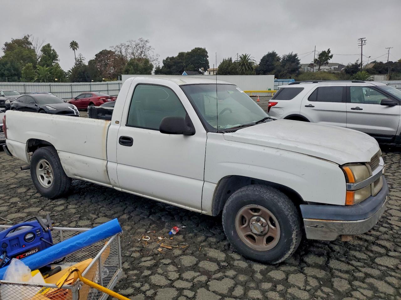 2004 CHEVROLET SILVERADO C1500 photo 4