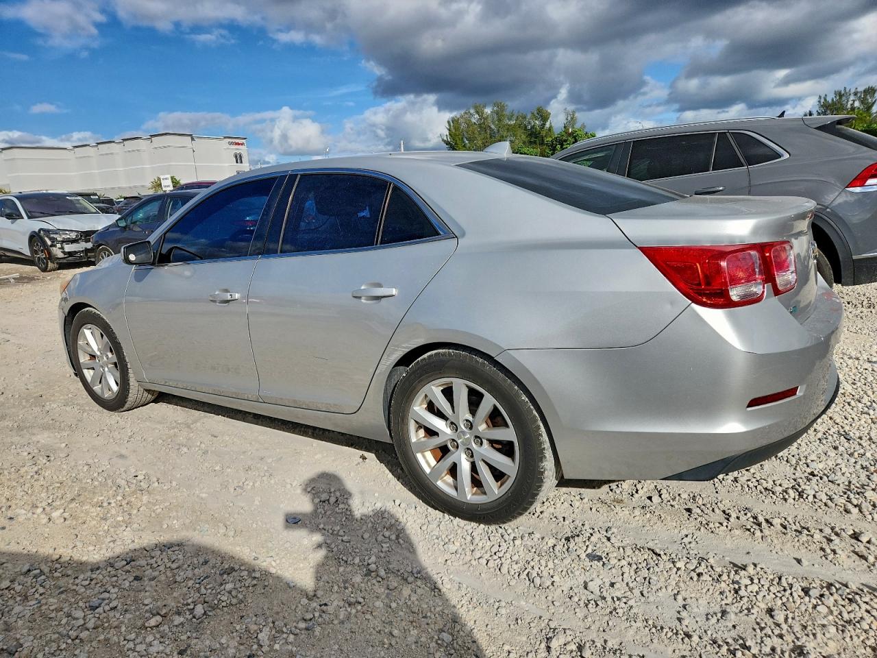 2014 CHEVROLET MALIBU 2LT photo 2