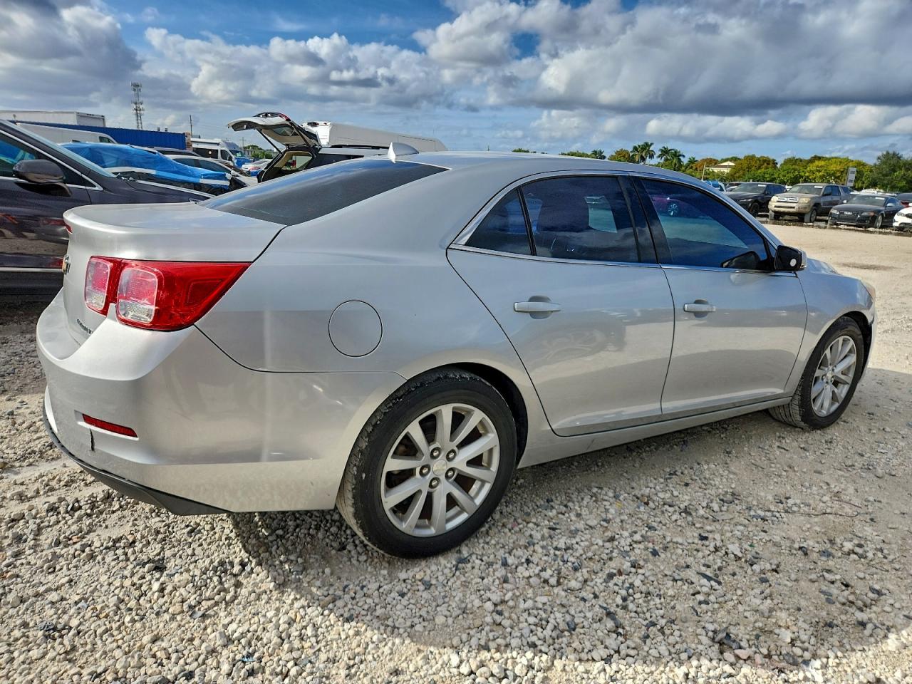 2014 CHEVROLET MALIBU 2LT photo 3
