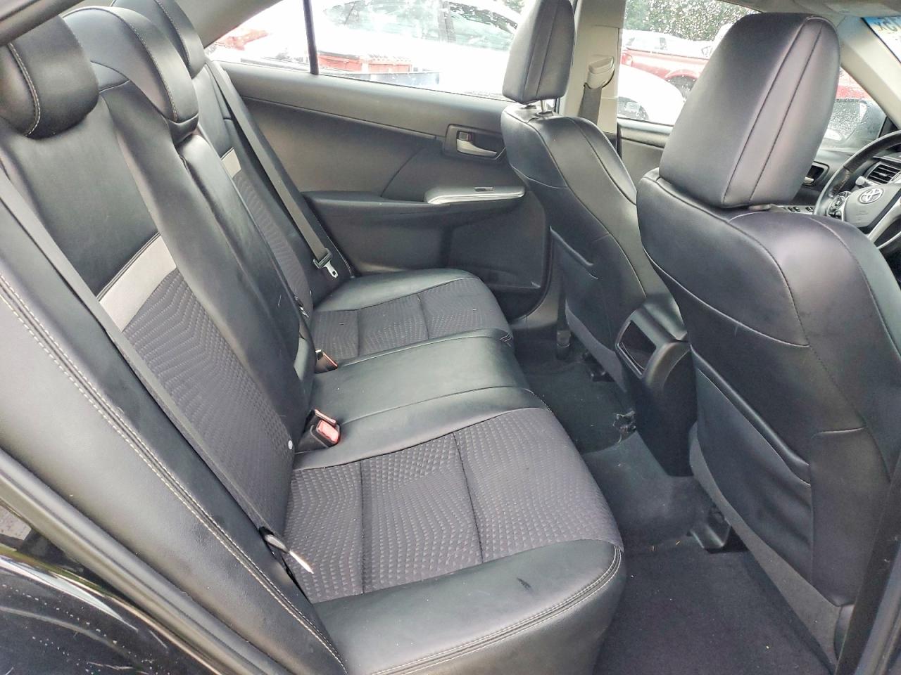 2012 TOYOTA CAMRY SE photo 10