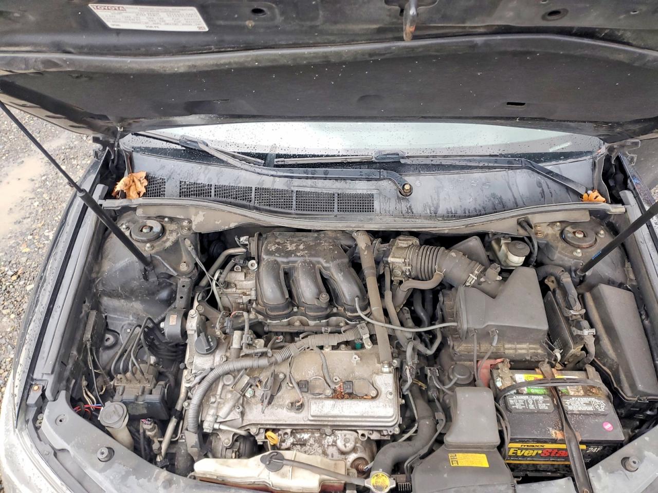 2012 TOYOTA CAMRY SE photo 11