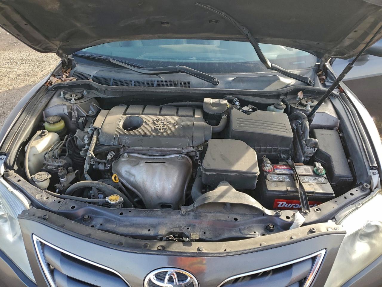 2011 TOYOTA CAMRY BASE photo 11