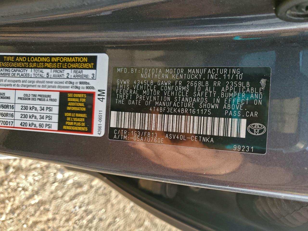 2011 TOYOTA CAMRY BASE photo 12