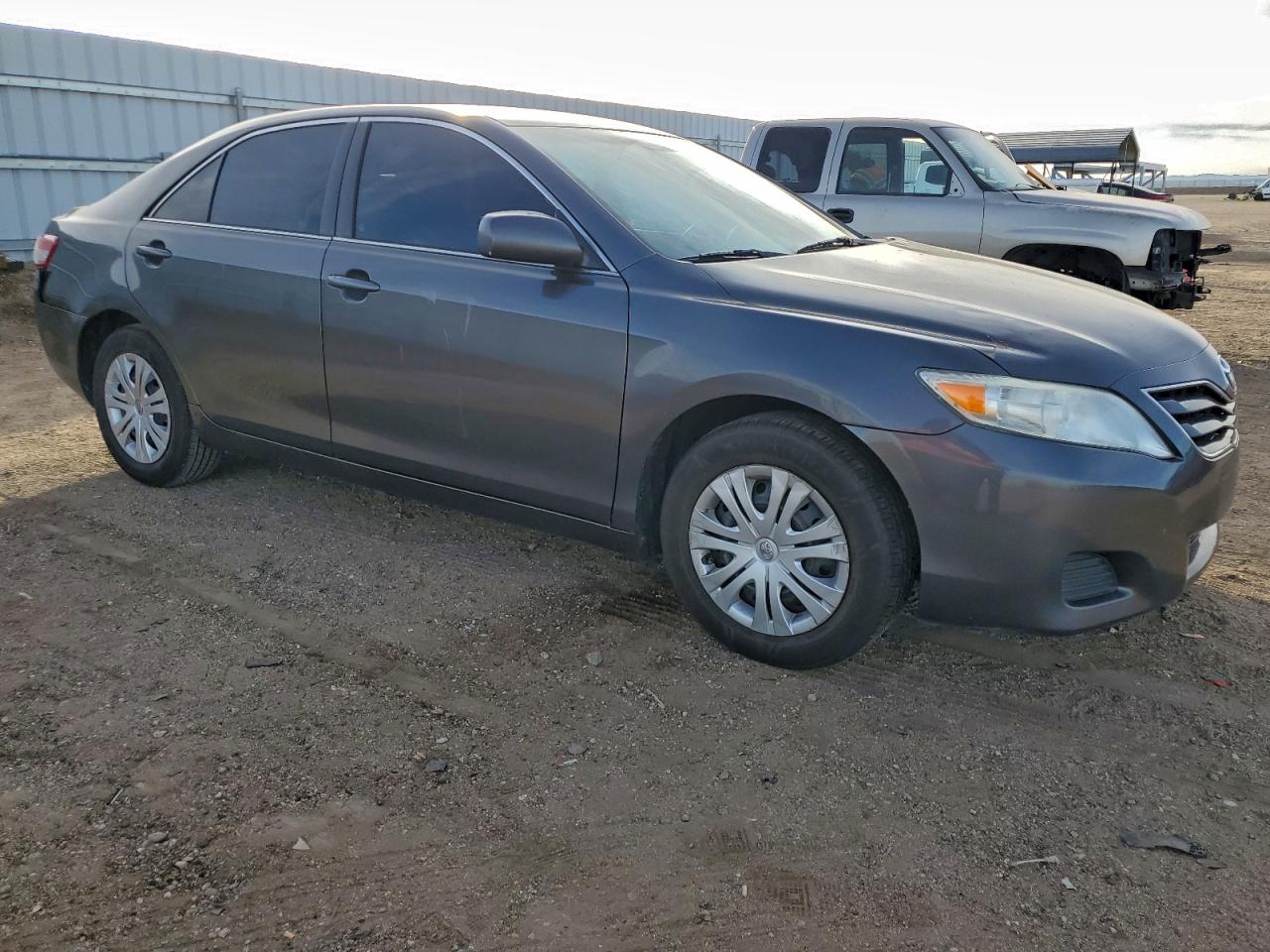 2011 TOYOTA CAMRY BASE photo 4