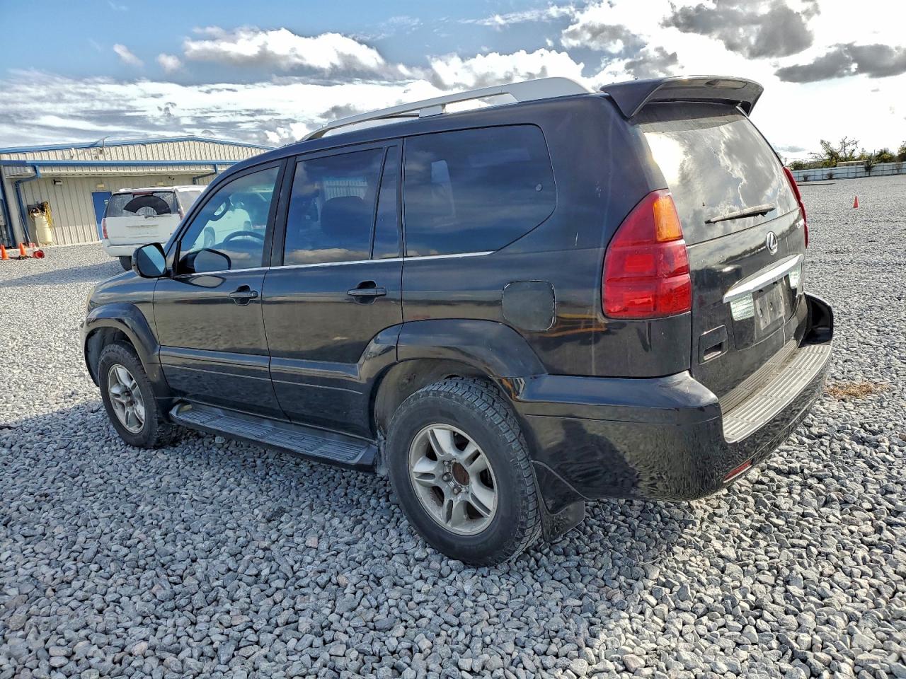 2003 LEXUS GX 470 photo 2