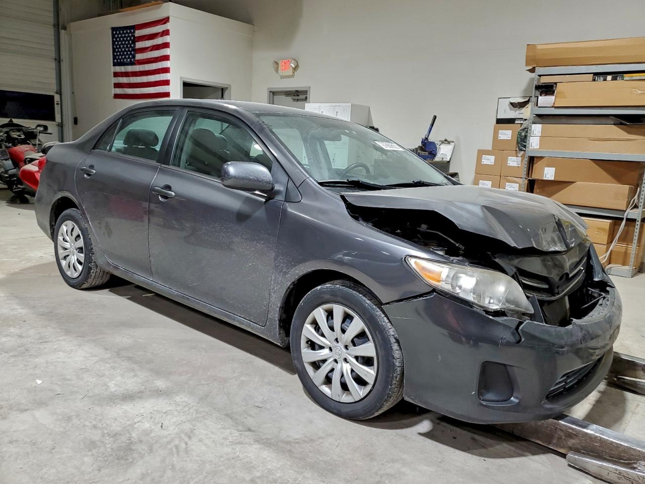 2013 TOYOTA COROLLA BASE photo 4