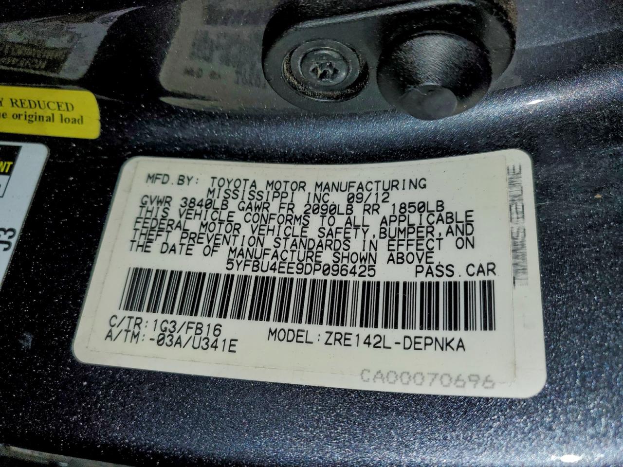 2013 TOYOTA COROLLA BASE photo 12