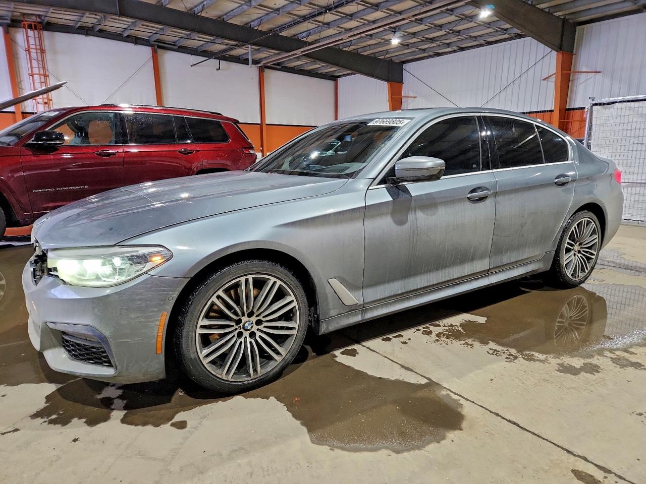 2019 BMW 530