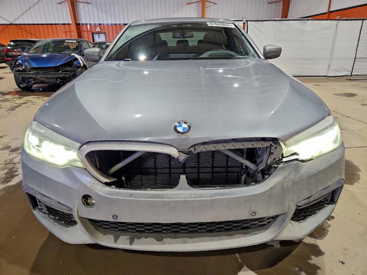 2019 BMW 530 XI photo 5