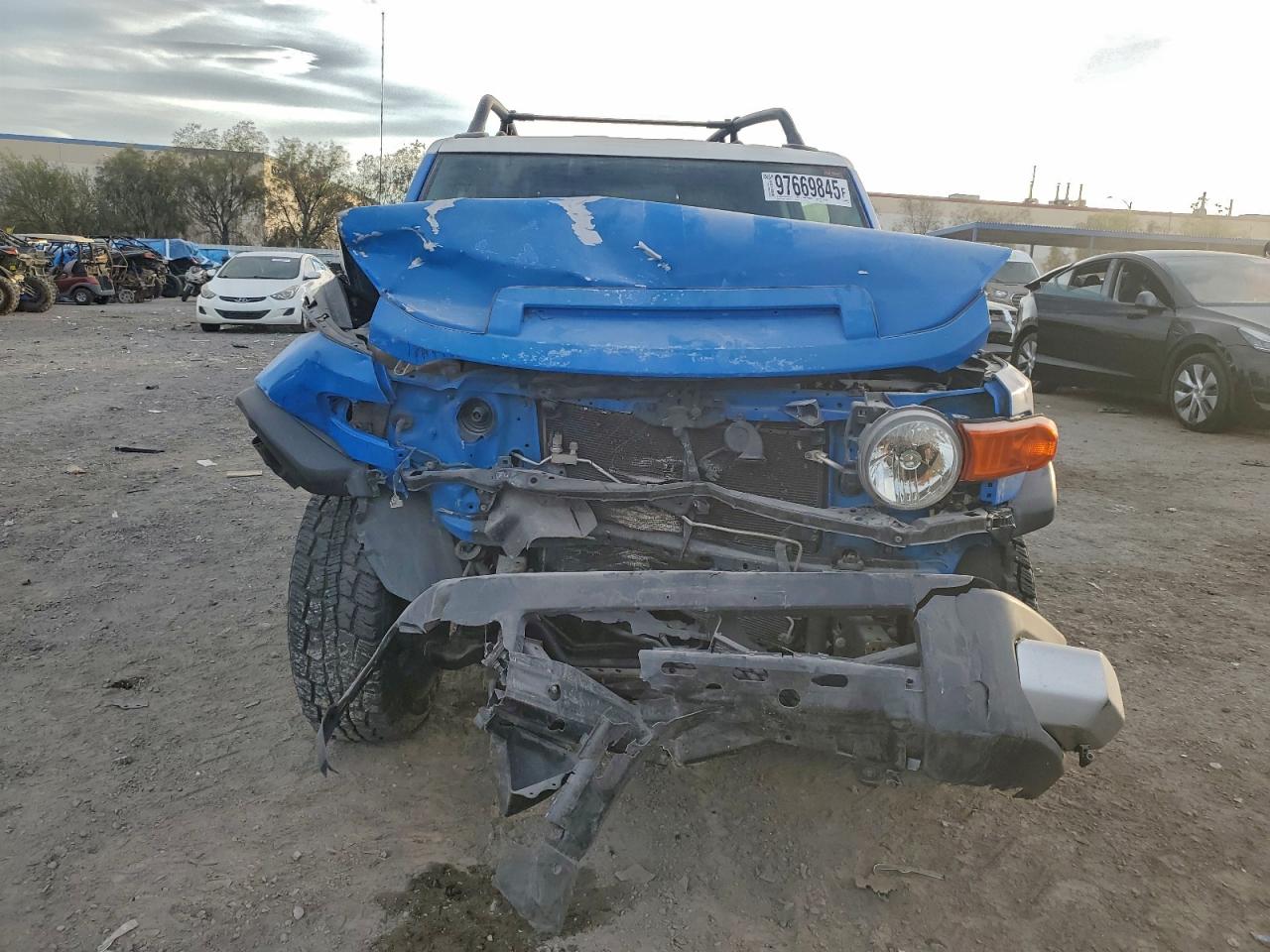 2007 TOYOTA FJ CRUISER photo 5
