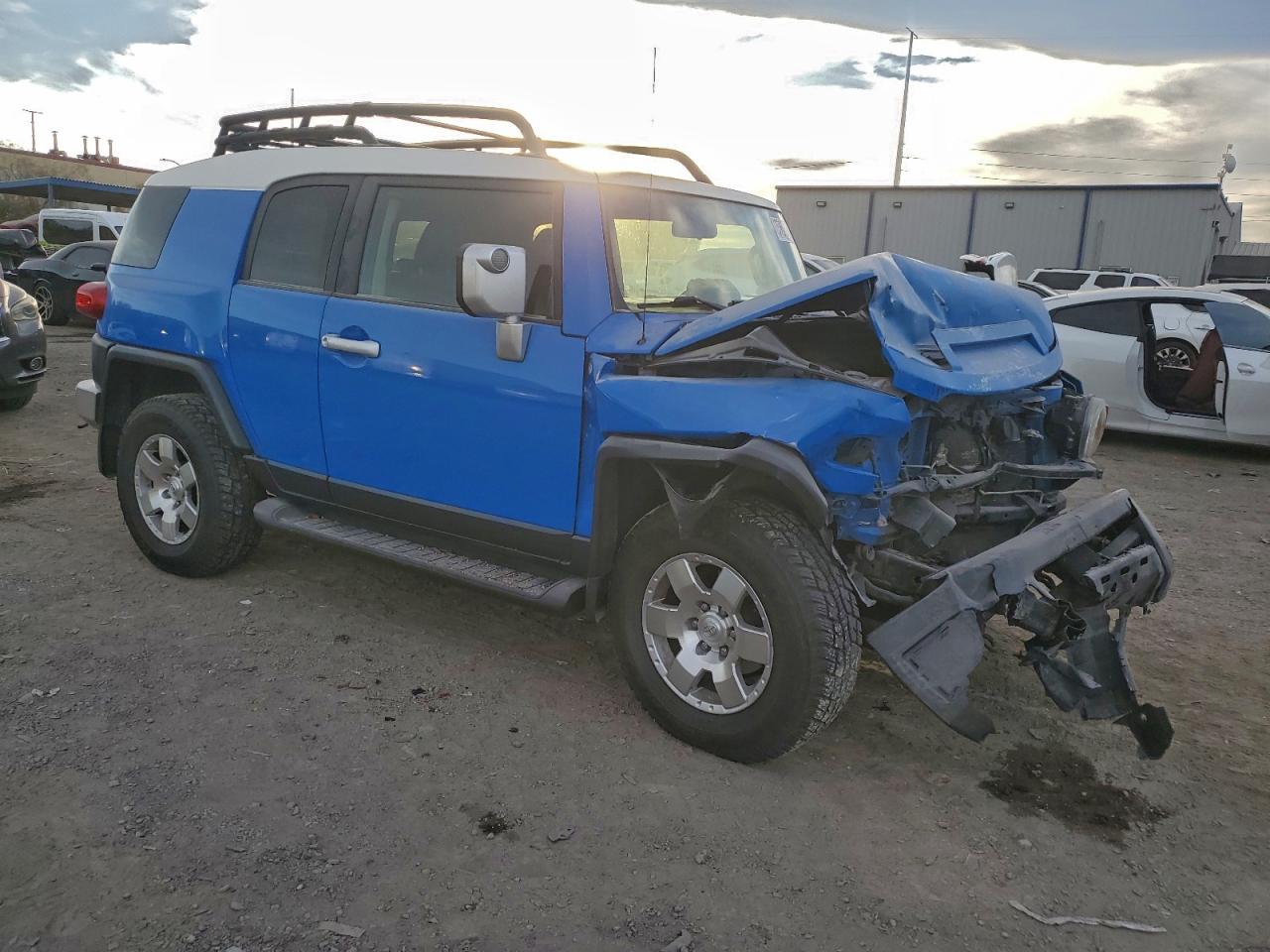 2007 TOYOTA FJ CRUISER photo 4