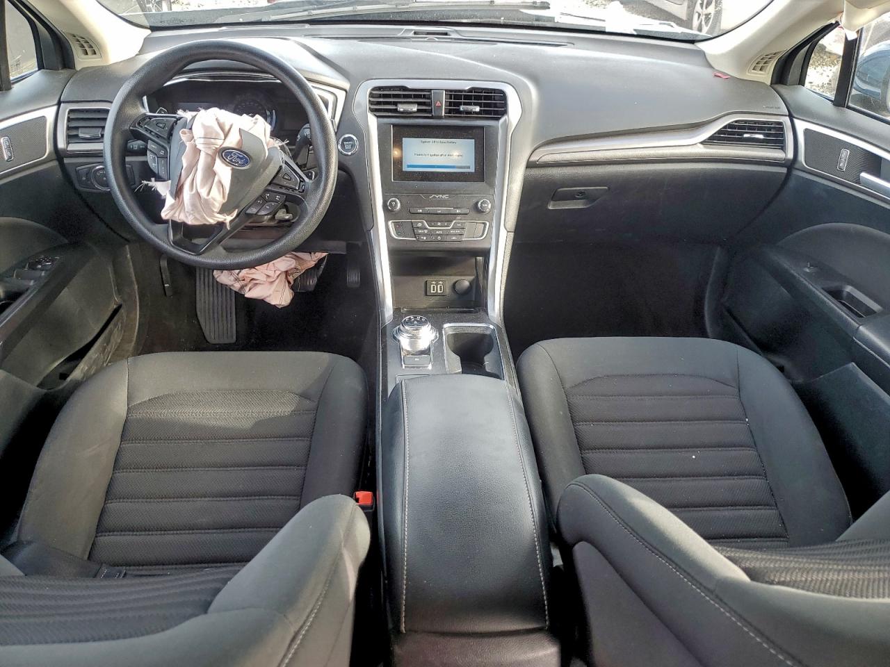 2019 FORD FUSION SE photo 8