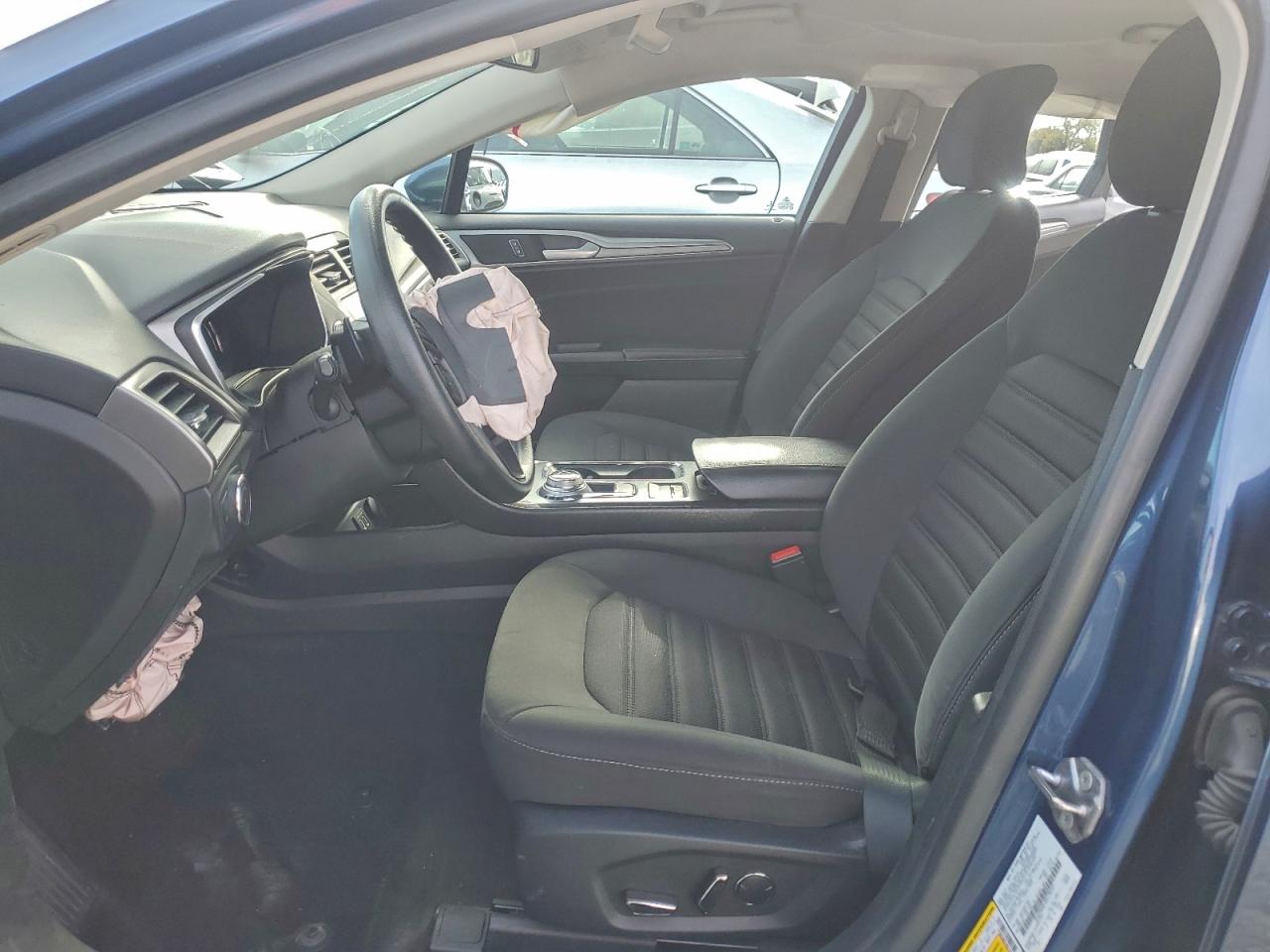 2019 FORD FUSION SE photo 7