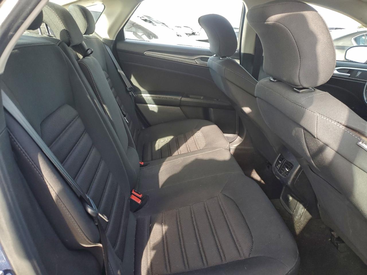 2019 FORD FUSION SE photo 10