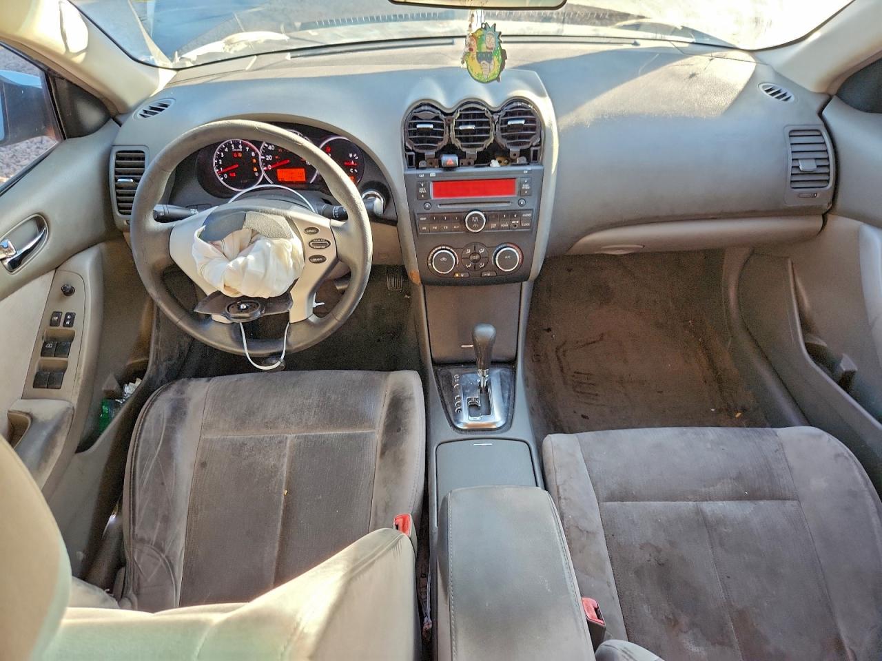 2011 NISSAN ALTIMA BASE photo 8