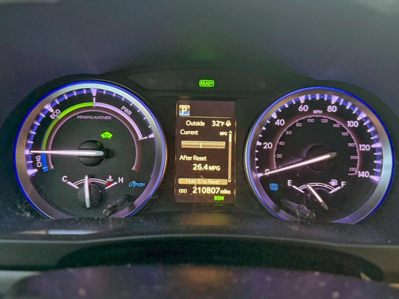 2019 TOYOTA HIGHLANDER HYBRID photo 9