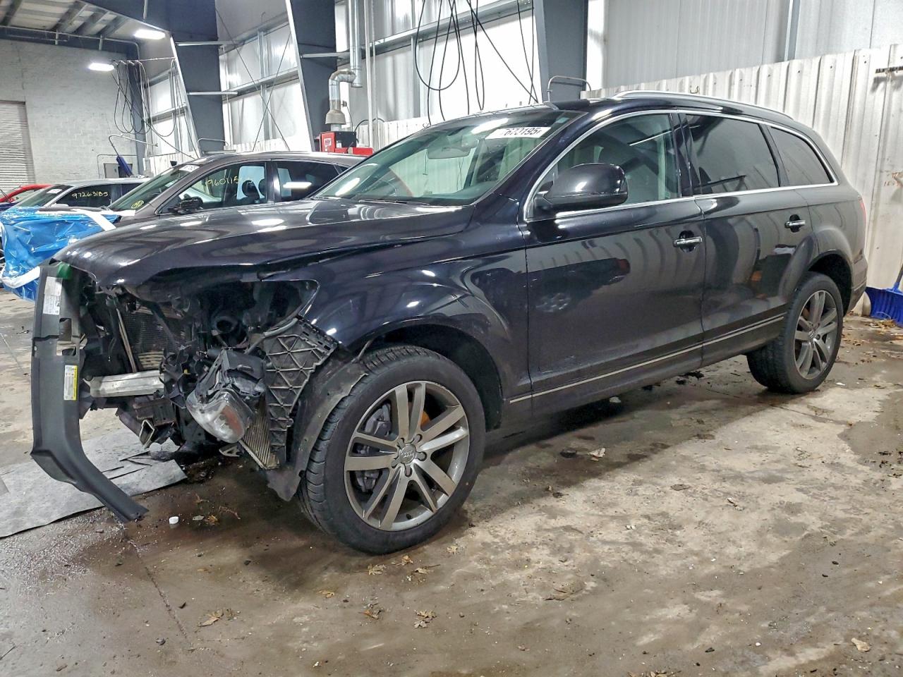 2012 AUDI Q7