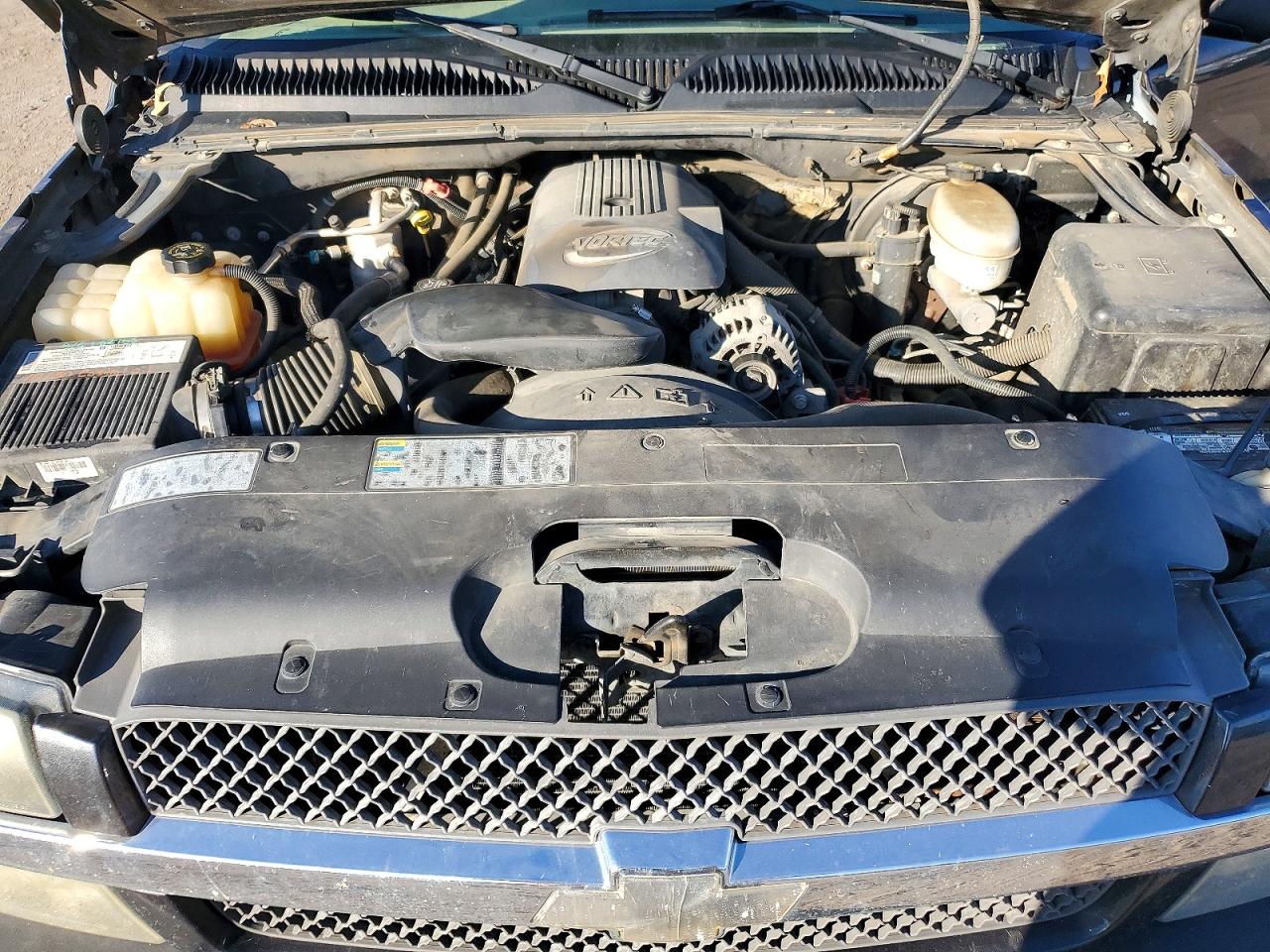 2004 CHEVROLET SILVERADO C1500 photo 11