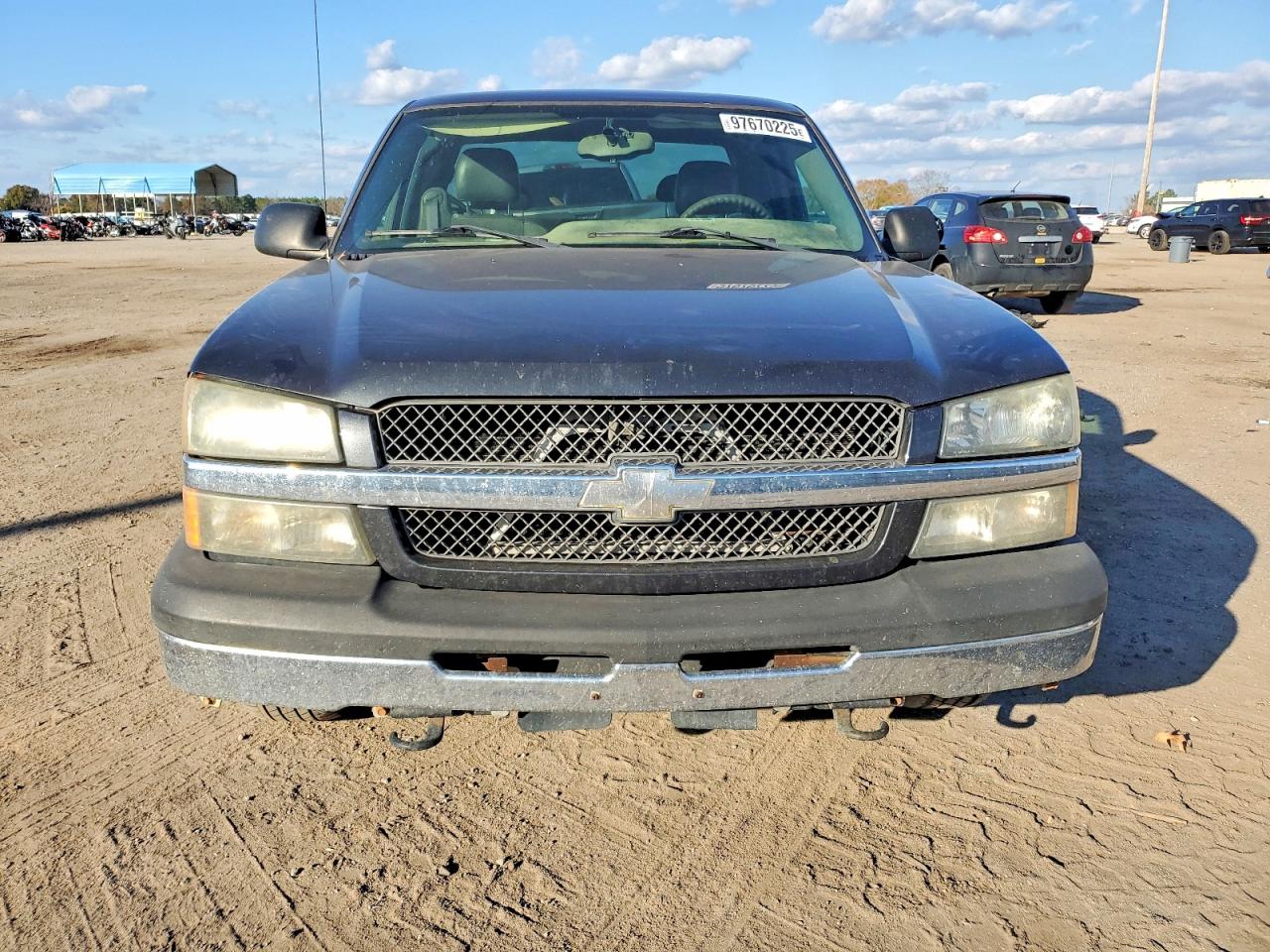 2004 CHEVROLET SILVERADO C1500 photo 5