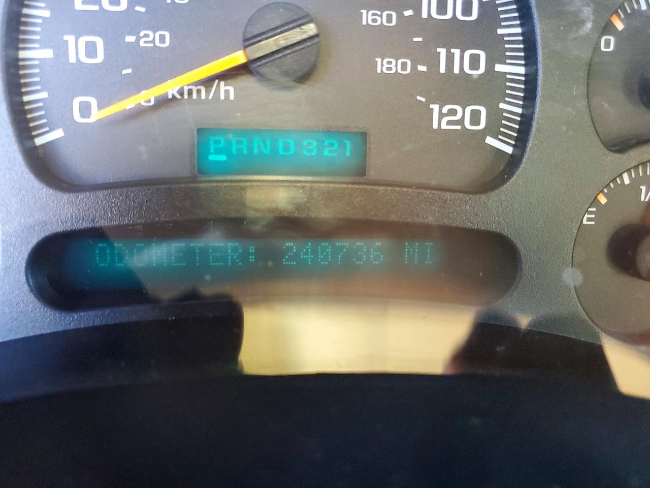 2004 CHEVROLET SILVERADO C1500 photo 9