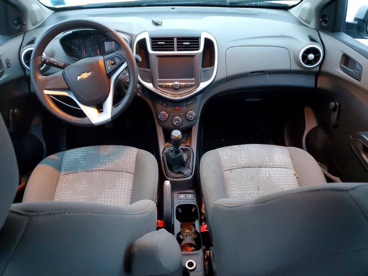 2017 CHEVROLET SONIC LS photo 8