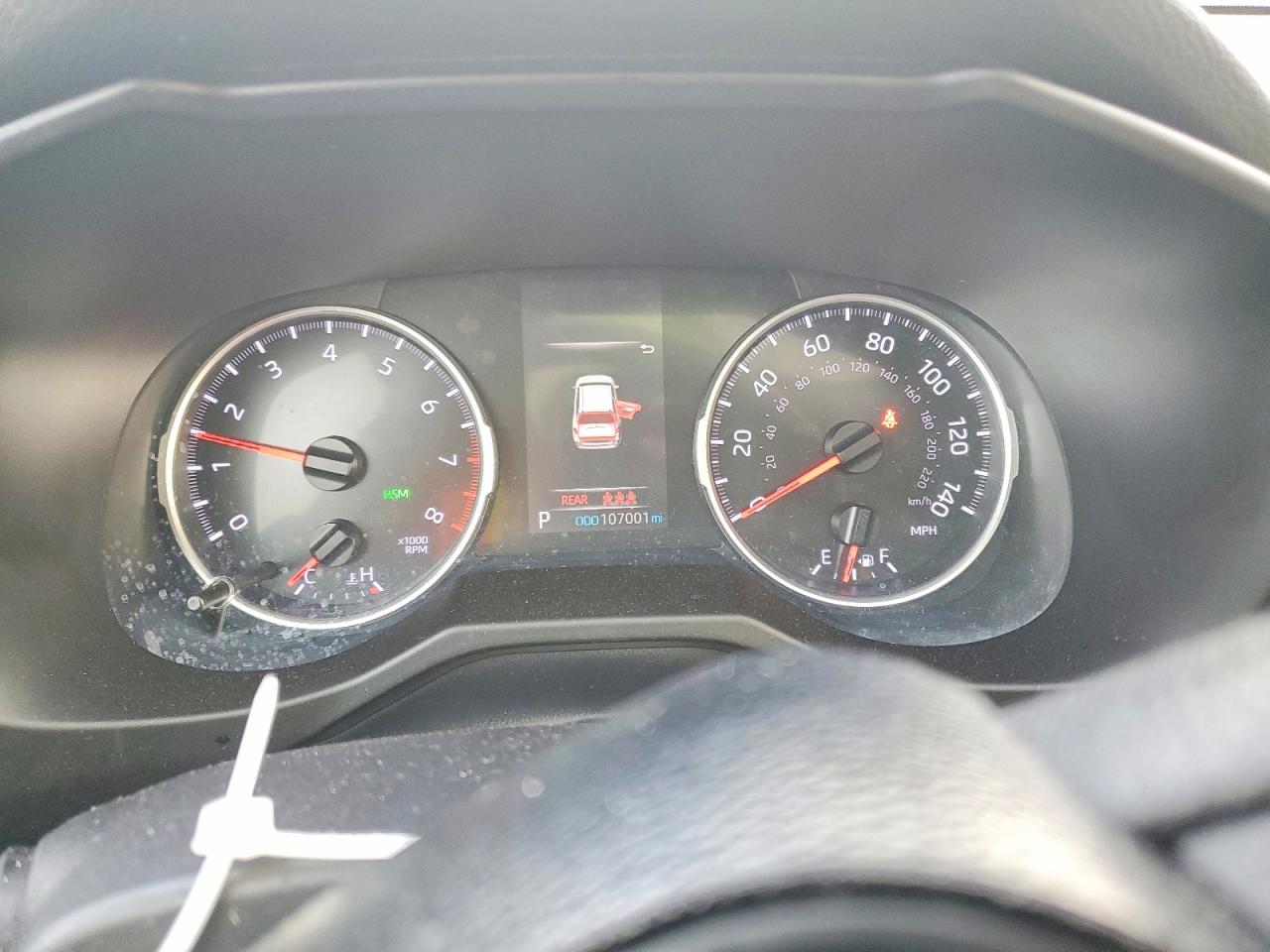 2019 TOYOTA RAV4 XLE photo 9