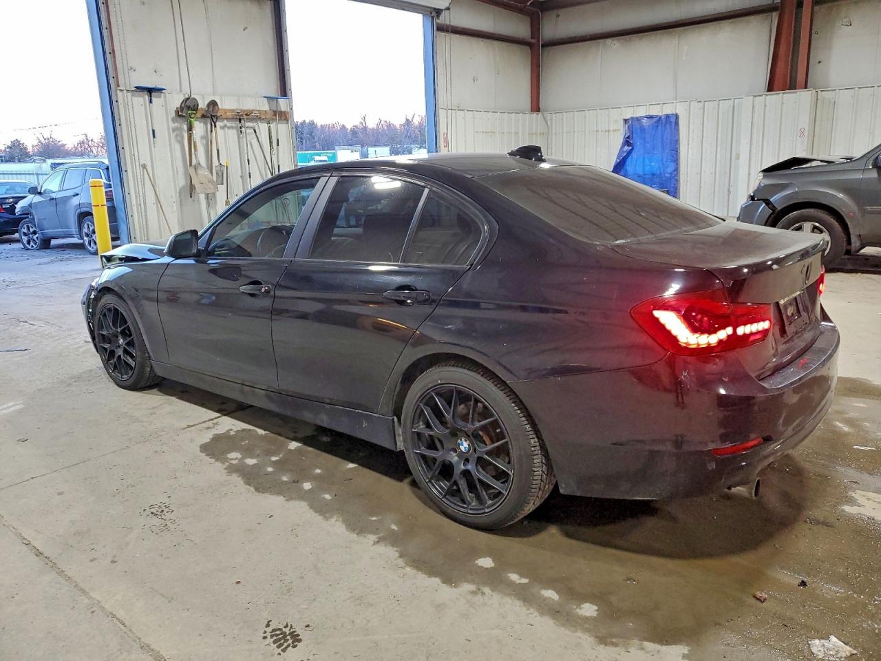2014 BMW 320 I XDRIVE photo 2