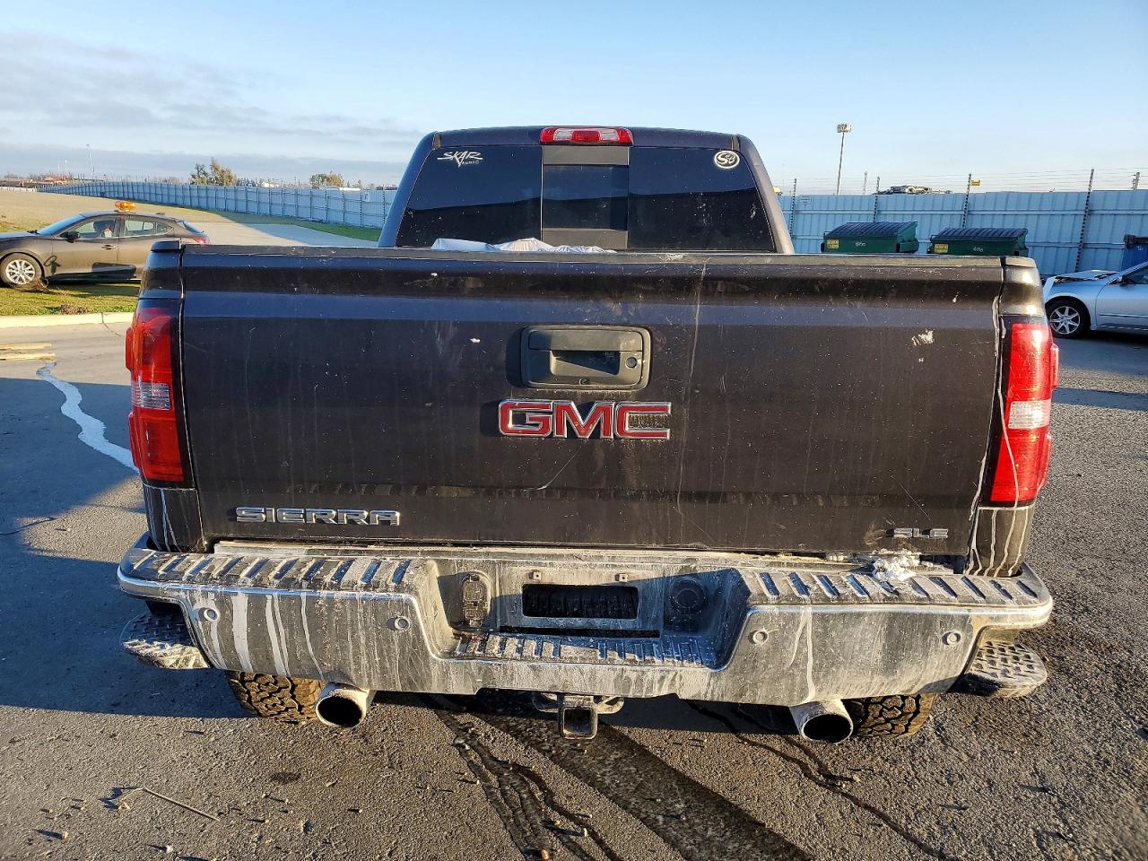 2014 GMC SIERRA K1500 SLE photo 6