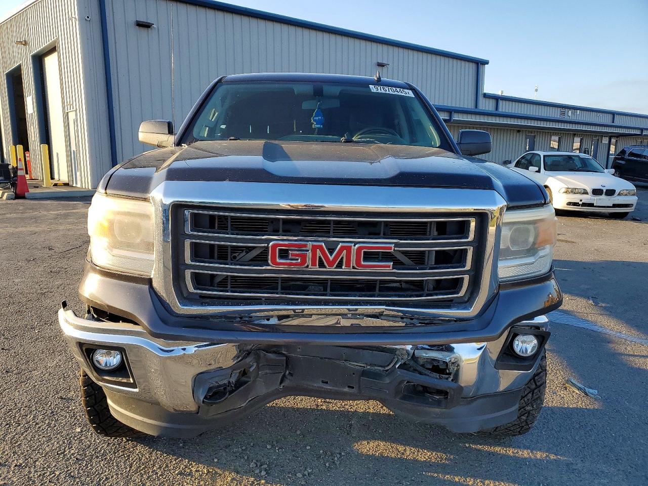 2014 GMC SIERRA K1500 SLE photo 5